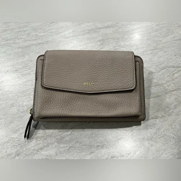 NWOT Relic Crossbody - Picture 2 of 7